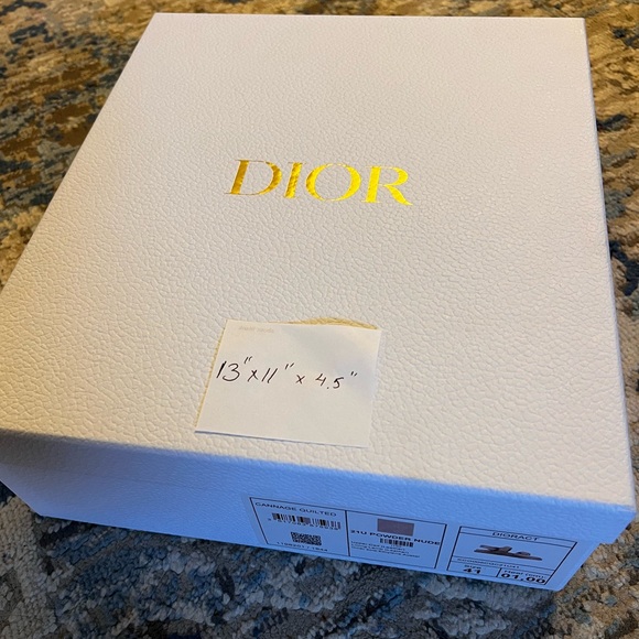 Authentic Dior empty box with wrapping paper - Picture 7 of 11